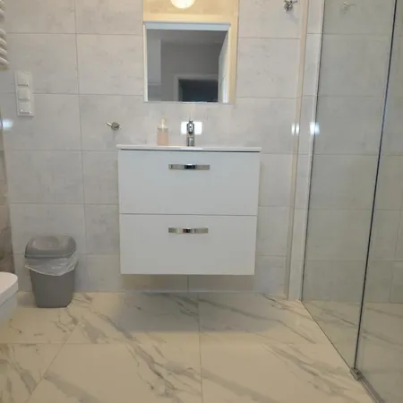 Pod Zaglami מילנקו